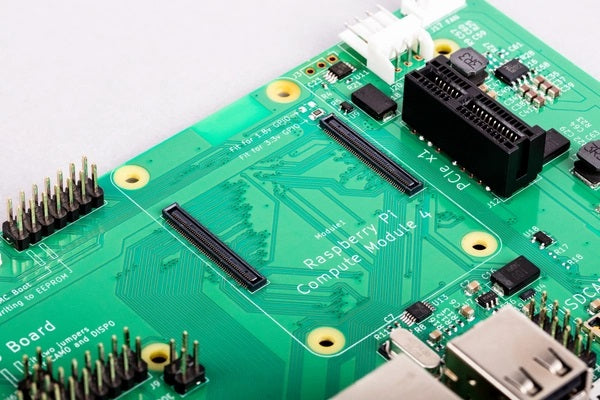 Compute Module 4 IO Board - Sb Components